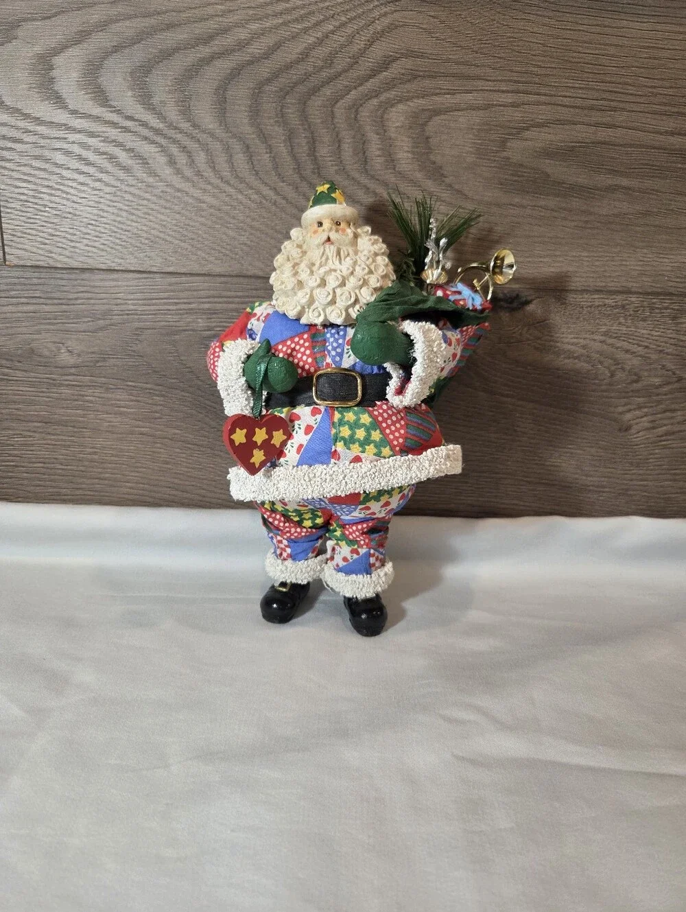 Patchwork Santa 9.5